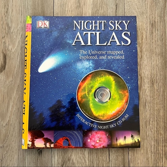 🔥SALE - any 4/$20. Night Sky Atlas With Interactive CD-Rom - Picture 1 of 4